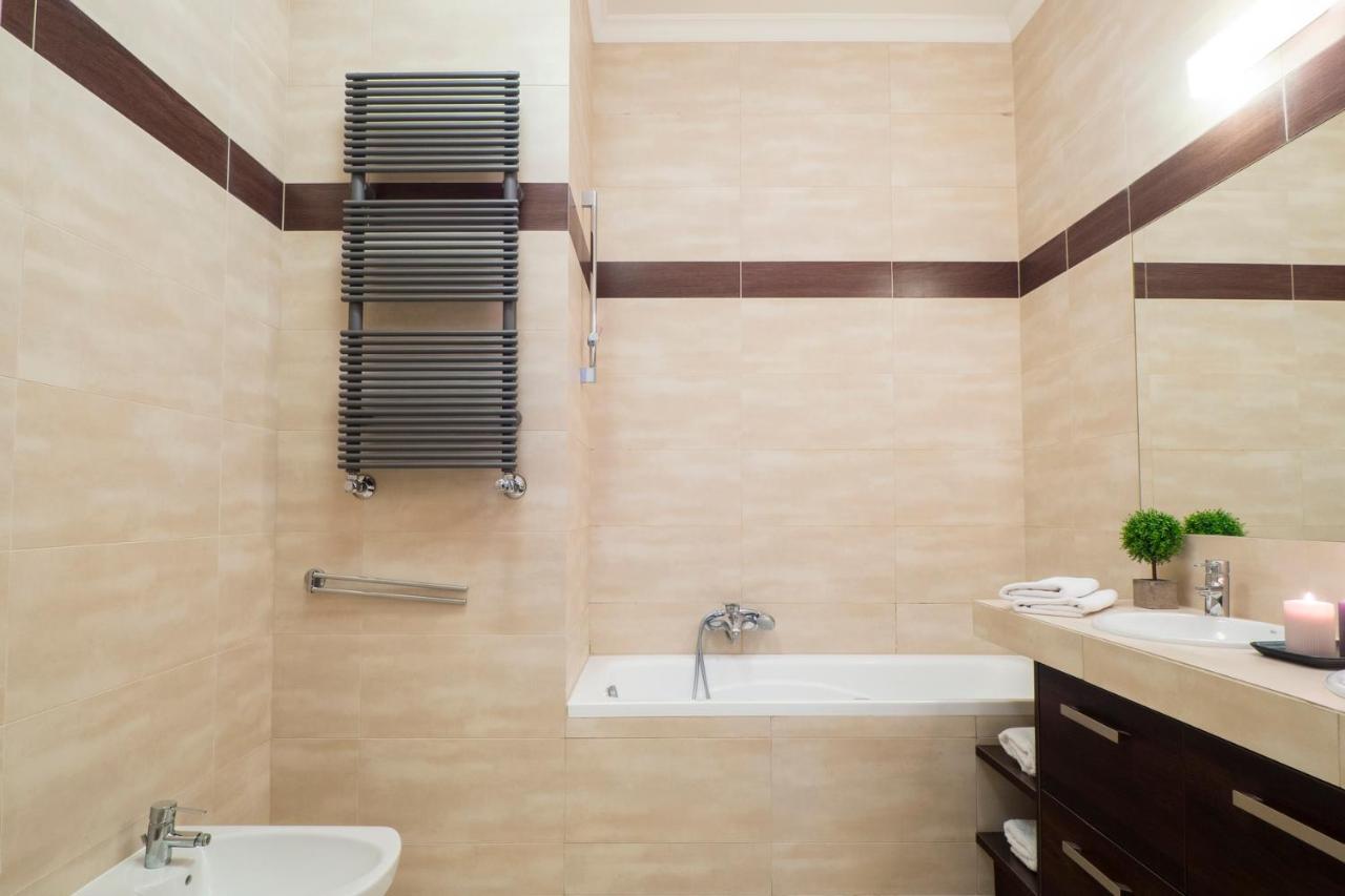 As Home Apartamenty Rynek 50 R503 Amazing View Breslau Exterior foto